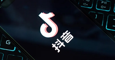 做抖音别再信“黄金三秒”了！2026年真正值钱的，是视频里的“停顿时刻”